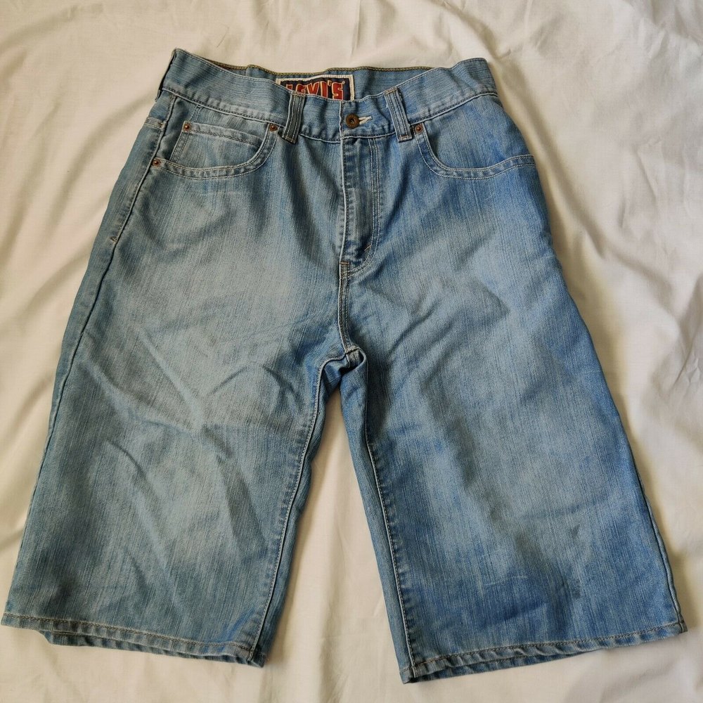 Men’s Levi’s 579 Baggy Blue Jean Denim Bermuda Shorts Size 32